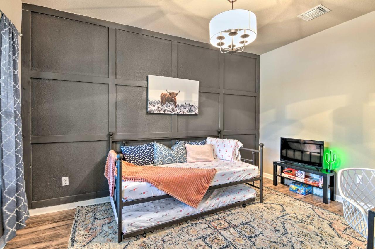 Charming San Antonio Home About 4 Mi To Downtown Εξωτερικό φωτογραφία