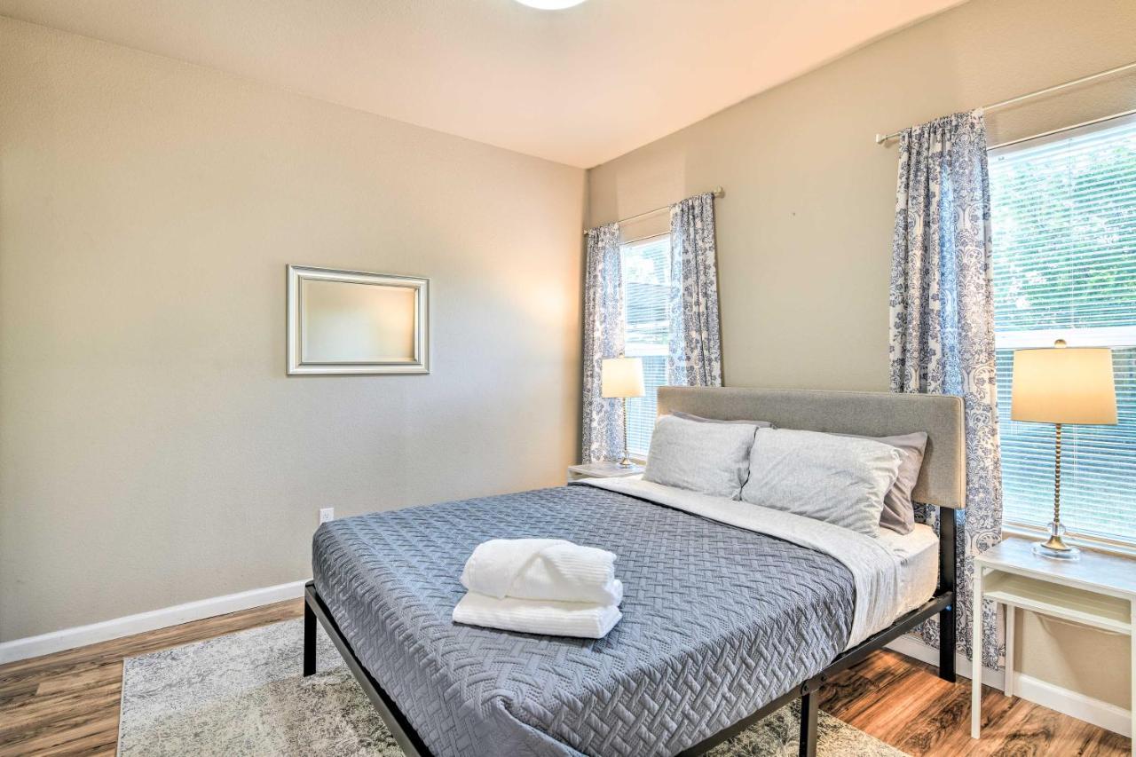 Charming San Antonio Home About 4 Mi To Downtown Εξωτερικό φωτογραφία